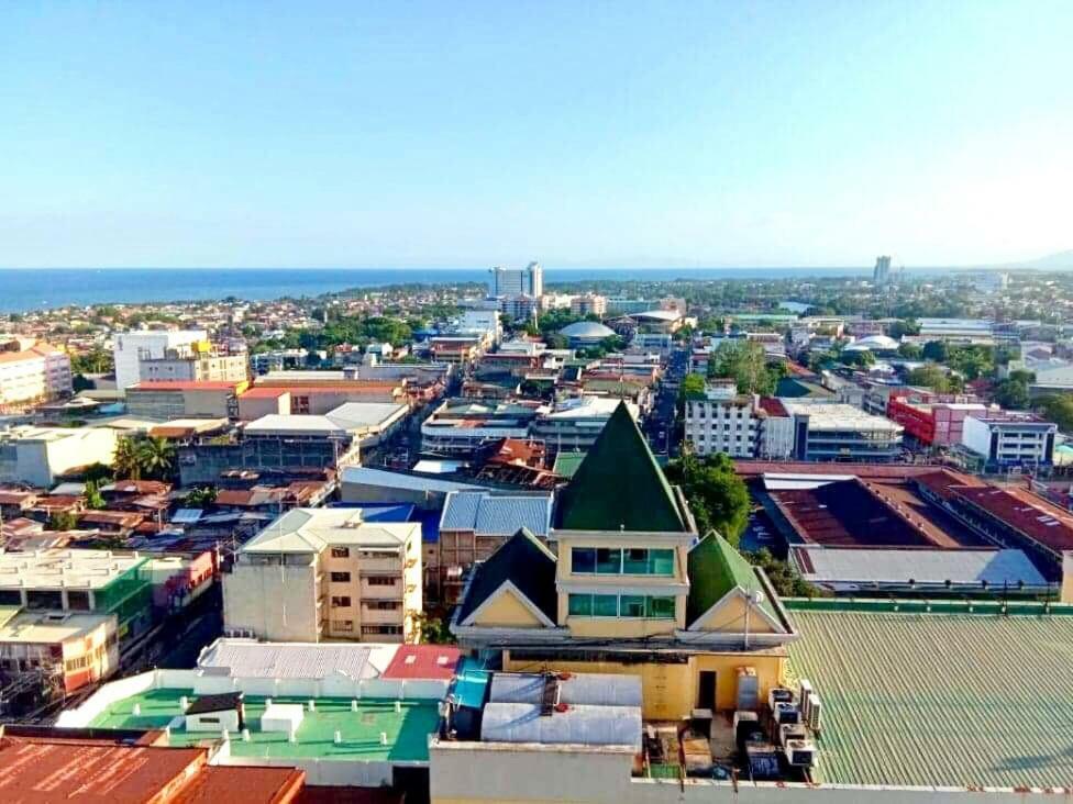 Апартаменты Avida Towers Davao Экстерьер фото